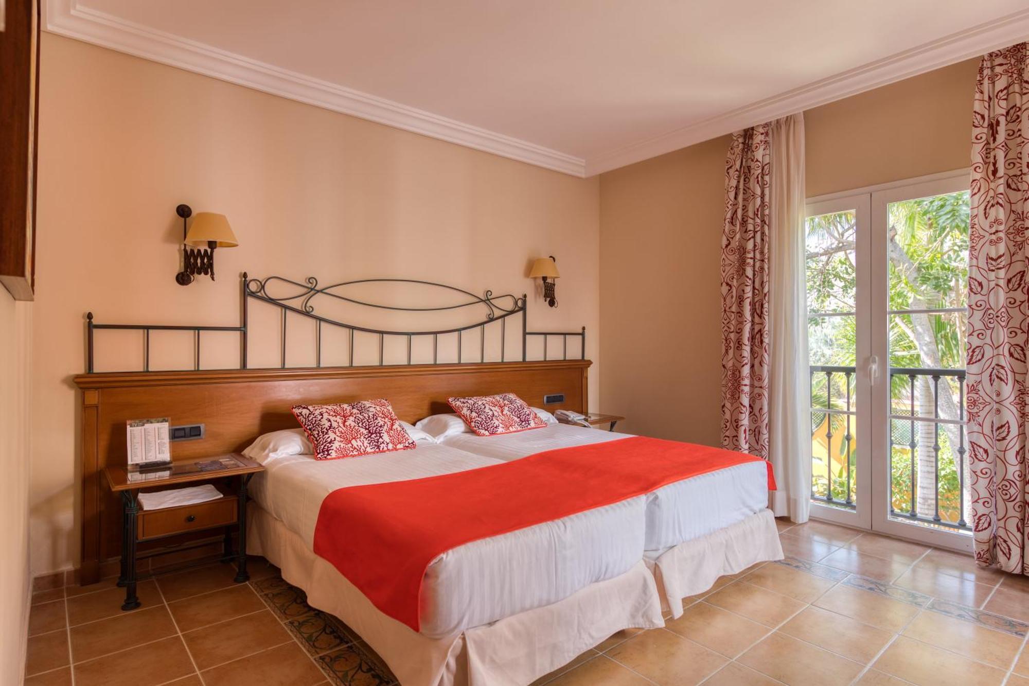 Hotel Cordial Mogan Playa 4*